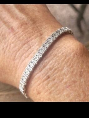 Kay Jewelers $825 Silver-Tone Cubic Zirconia Tennis Bracelet - Elegant